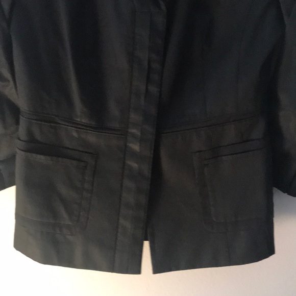 Ann Taylor Lightweight Blazer - Picture 2 of 5